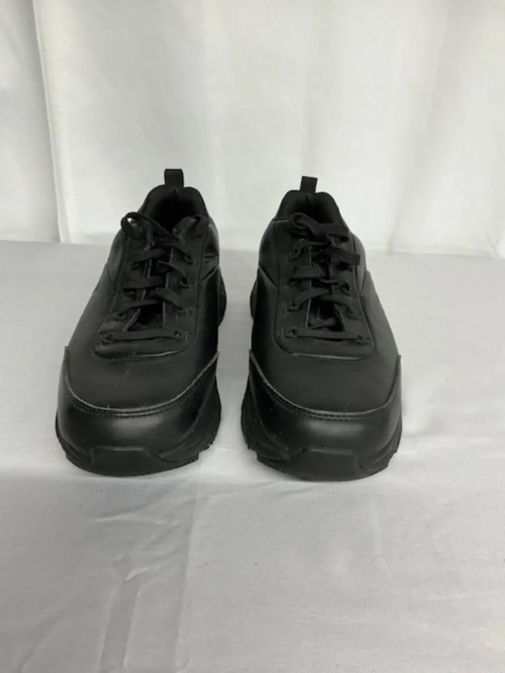Women's Skechers Kajus Work Shoes - 8.5 WIDE - Black